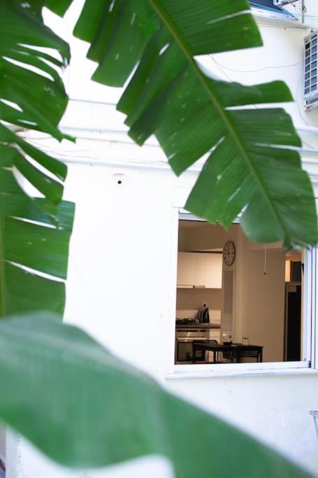 Garden Apt Apartment Athena Bagian luar foto